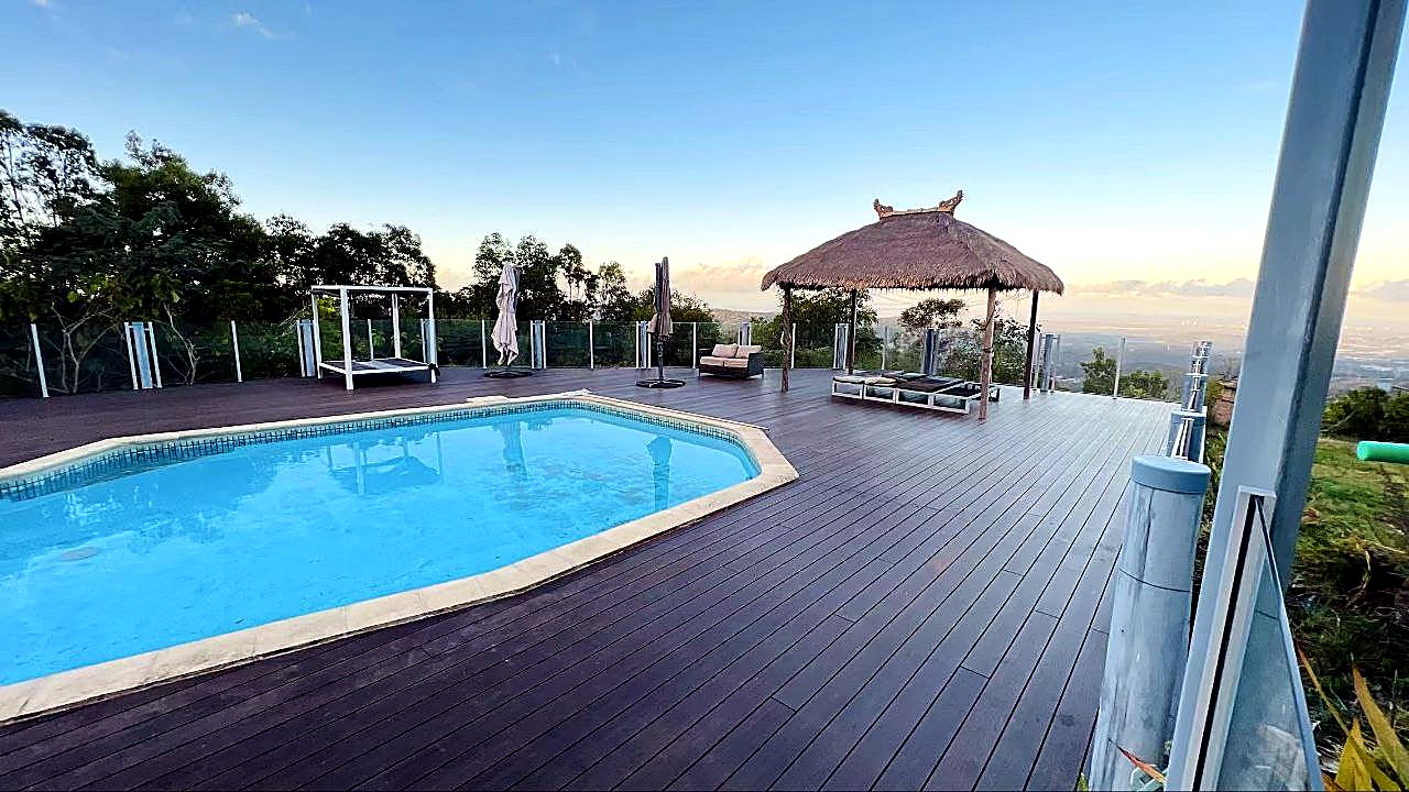 Poolside deck and outdoor entertaining area